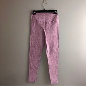 Lilac Leaf Print Leggings Size S NWOT
